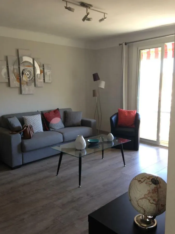 דירות Cassis Centre