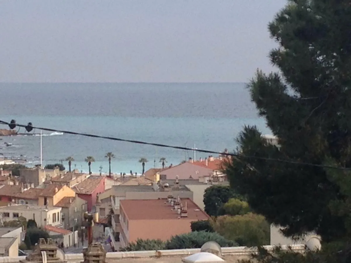 דירות Cassis Centre